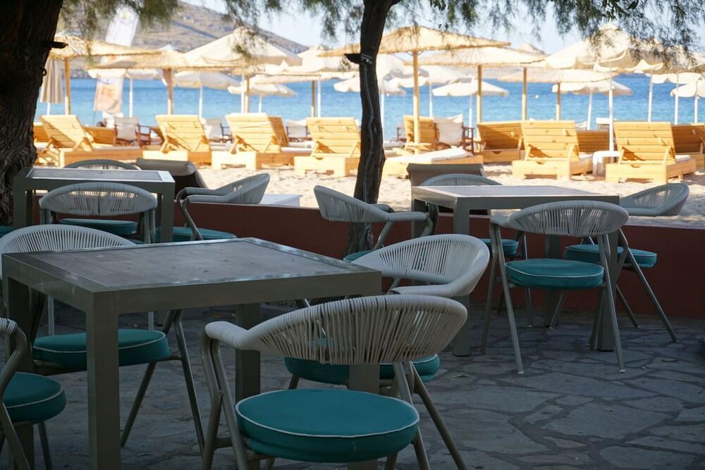 Platy Beach Hotel Luaran gambar