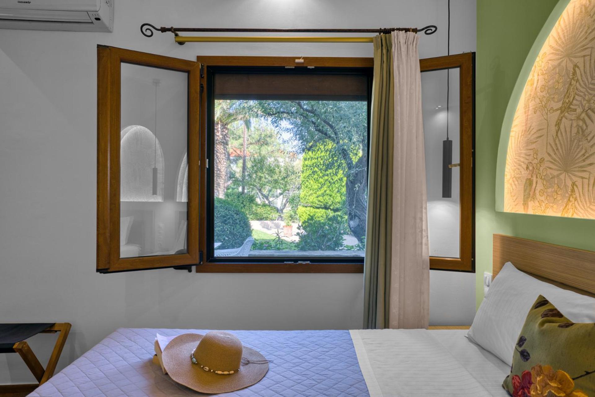 Platy Beach Hotel Luaran gambar