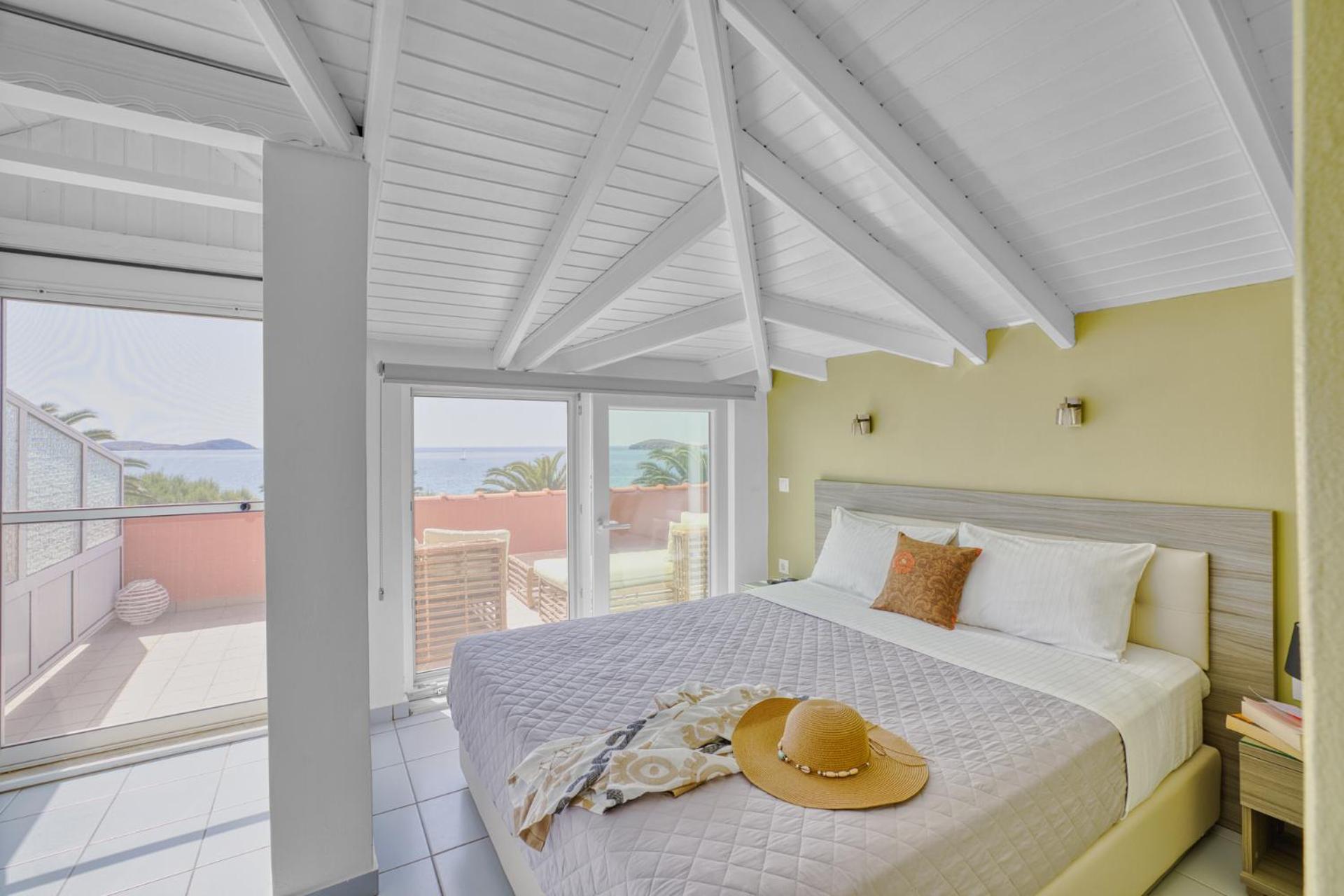 Platy Beach Hotel Luaran gambar
