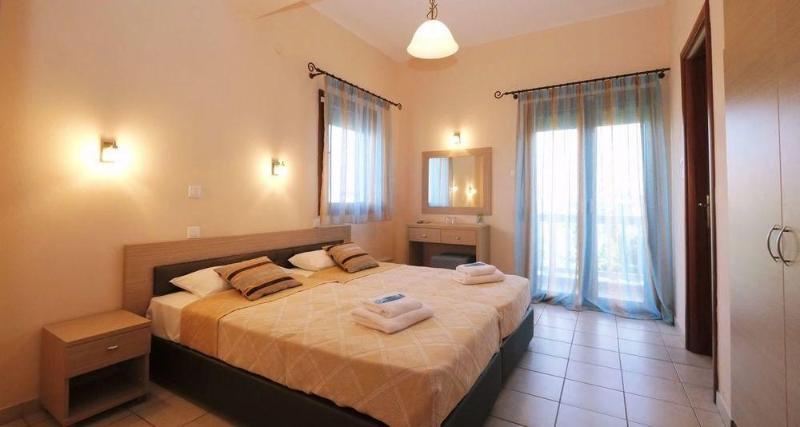 Platy Beach Hotel Luaran gambar