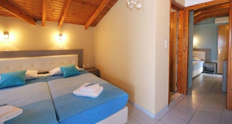 Platy Beach Hotel Luaran gambar